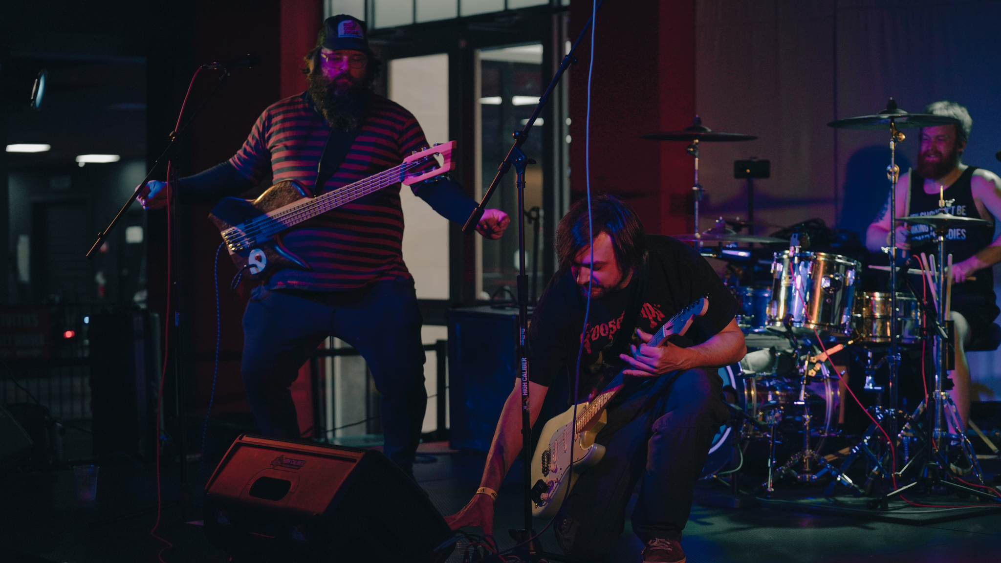 Jenn's Apartment performing at High Caliber in Lansing, Michigan.